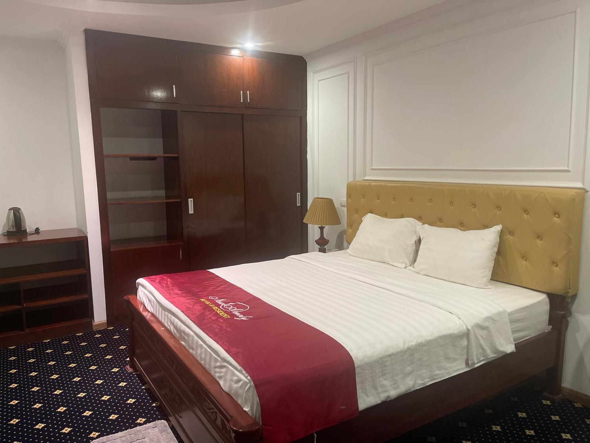 New Amely Hotel Hanoï Extérieur photo